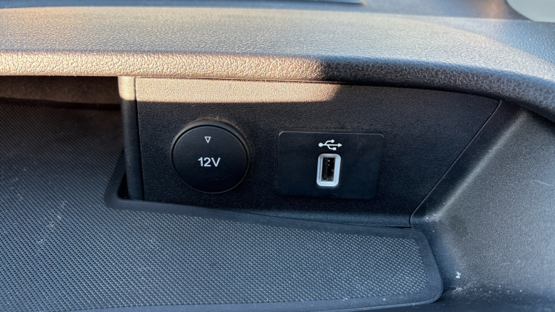 Ford Transit Custom 340 L1 Diesel Fwd 2.0 EcoBlue 170ps Low Roof Limited Van Auto